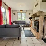 Prázdninový dům Spacieux Avec Cheminee, Proche Nature, Accessible Pmr, Ideal Famille Et Motards - Fr-1-589-34