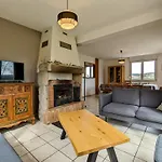 Spacieux Avec Cheminee, Proche Nature, Accessible Pmr, Ideal Famille Et Motards - Fr-1-589-34