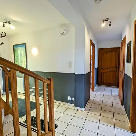 Spacieux Avec Cheminée, Proche Nature, Accessible Pmr, Idéal Famille Et Motards - Fr-1-589-34