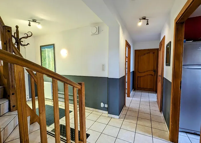 Spacieux Avec Cheminee, Proche Nature, Accessible Pmr, Ideal Famille Et Motards - Fr-1-589-34